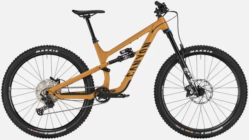 Enduro MTB Canyon Spectral 6 2024 find technical data and specifications online at EurekaBike