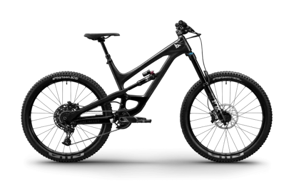 Enduro MTB YT Capra Comp 2020 find technical data and specifications online at EurekaBike